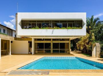 Casa · 629m² · 5 Quartos · 4 Vagas · Uma casa de Milton Ramos. O resto é endereço.