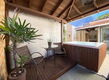 Casa · 55m² · 2 Quartos · 2 Vagas · Casa 2 Quartos a venda em Condomínio Fechado - São José SC