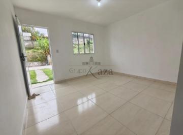 Casa · 70m² · 2 Quartos · 1 Vaga · Oportunidade - Casa em Condomínio - Chácaras Pousada do Vale - Condomínio Residencial Marbella - 2 D