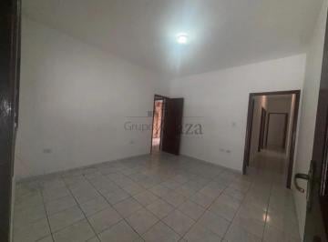 Casa · 80m² · 3 Quartos · 2 Vagas · Oportunidade - Casa - Jardim Terras do Sul - 3 Dormitórios - 80m².