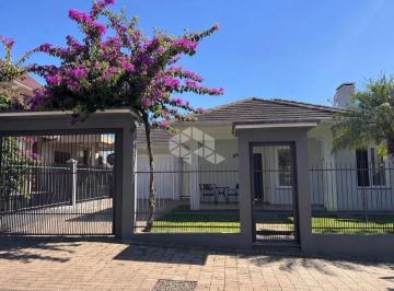 Casa · 189m² · 3 Quartos · 4 Vagas · Uma casa completa para viver momentos inesquecíveis!