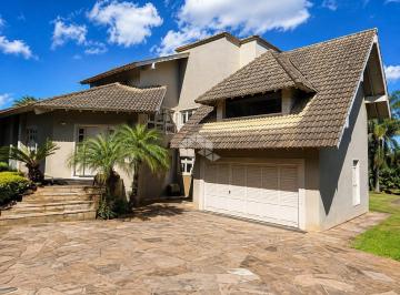Casa · 284m² · 3 Quartos · Linda casa com 284m2 em um terreno de 1215m2 ,conta com 3 dormitórios sendo um suíte, sala de estar,