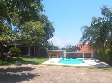 Casa · 543m² · 4 Quartos · Excelente casa em bairro nobre com 543m2 em terreno de 1492m2 conta com 4 dormitórios sendo 2 suite