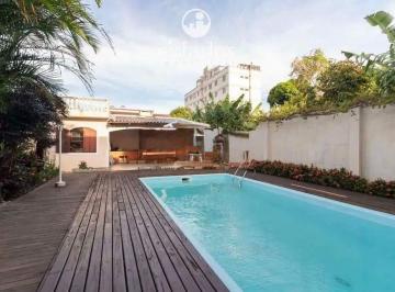 Casa · 250m² · 4 Quartos · 4 Vagas · Casa residencial à venda em São José/SC (Barreiros) – 250m² interna