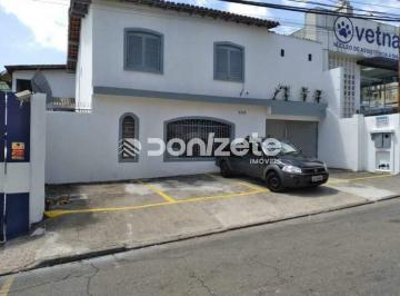 Casa · 262m² · 5 Quartos · 4 Vagas · Sobrado Comercial para Aluguel no Bairro Campestre – Santo André | 5 Suítes, 3 Salas e 4 Vagas