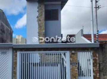 Casa · 202m² · 3 Quartos · 4 Vagas · Sobrado Residencial com 3 Dorms (1 Suíte) em Santo André – Aceita Financiamento e 4 Vagas