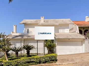 Casa · 370m² · 2 Quartos · 2 Vagas · Casa Reformada com Piscina, 370m², 2 Suítes com Closet no Três Figueiras – POA