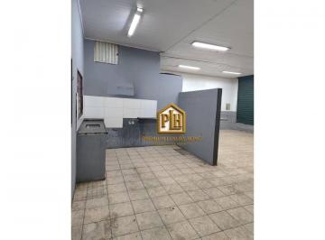 7b18e55c884baf0d026ec238b5962461138e52ca · Salão para alugar, 100 m² por R$ 3.615/mês - Jardim das Cerejeiras - Atibaia/SP