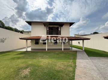 Casa · 302m² · 4 Quartos · 2 Vagas · Chácara com 4 quartos à venda no Alto do Morumbi - Vinhedo/SP