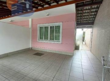 Casa · 119m² · 2 Quartos · 2 Vagas · Sobrado Geminado! Conforto, espaço e excelente localização!