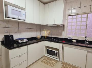 Casa · 112m² · 3 Quartos · 2 Vagas · Casa 3 quartos 1 suíte com closet - Escritório - QR 204 Samambaia Norte