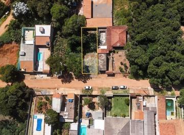 Terreno · 300m² · Terreno de 300 m² bem localizado com preço excelente.