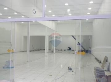 Comercial · 161m² · 2 Vagas · "Alugue: Espaço Comercial Estratégico em Guarulhos"