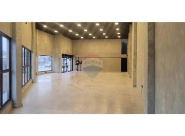 Comercial · 222m² · CENTRO COMERCIAL - Av. J J Lacerda  Temos lojas comerciais para Locação dentro do BOULEVARD PLAZA SO