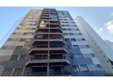 Apartamento · 241m² · 4 Quartos · 2 Vagas · Cobertura reformada, com 4 quartos (2 suítes),  em Condomínio fechado, 2  vagas, no bairro Bom Pasto