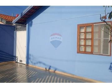 Casa · 65m² · 2 Quartos · 2 Vagas · casa com 2 quartos Mogi Guaçu: Charme e Praticidade"