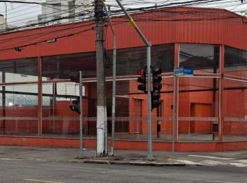 Comercial · 550m² · 20 Vagas · Loja na Avenida Celso Garcia, N. 3999 • 550 m²