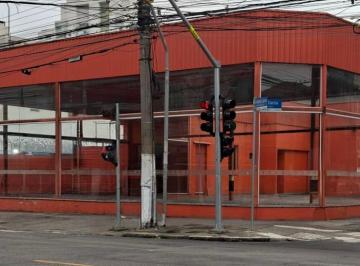 Comercial · 550m² · 20 Vagas · Loja na Avenida Celso Garcia, N. 3999 • 550 m²