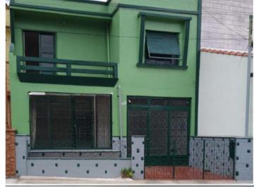 Comercial · 248m² · 3 Vagas · Casa comercial na Rua Florianópolis, N. 750 • 248 m²