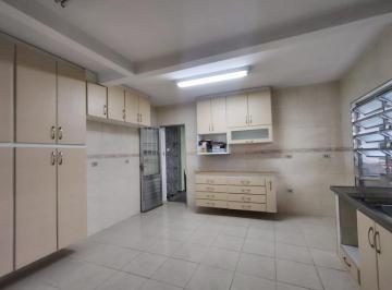 DSC_20260623_001712_000.jpeg · Sensacional sobrado para locação em Chora Menino com 4 quartos, sendo 2 suítes, 160m² - remaxjoy#1VE