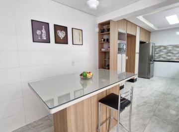 IMG_20260615_105349_000.jpeg · Aconchegante casa para venda em Jardim Guapira com 3 quartos, sendo 2 suítes, 235m² - ivanildedavid#