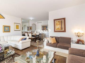 Apartamento · 241m² · 4 Quartos · 3 Vagas · Cobertura a Venda no Centro Civico em Curitiba, 3 vagas, 4 dormitorios.