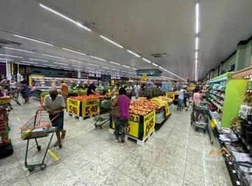 47dfd95419629101a373a0790c854a8cace78f99 · Conjunto comercial com renda à venda, 4400 m² por R$ 12.000.000 - Centro - Porto Ferreira/SP