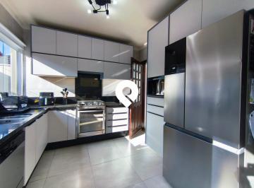 Casa · 180m² · 3 Quartos · 3 Vagas · Casa em Vila Suissa, Mogi das Cruzes/SP de 180m² 3 quartos à venda por R$ 795.000,00