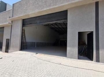 Comercial · 240m² · 4 Vagas · Galpão em Jardim Santa Helena, Suzano/SP de 240m² para locação R$ 11.000,00/mes