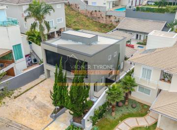 Casa · 357m² · 4 Quartos · 3 Vagas · Casa em Golf Gardens, Carapicuíba/SP de 357m² 4 quartos à venda por R$ 2.600.000,00