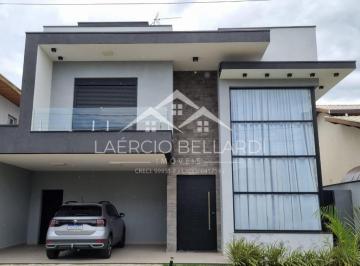 Casa · 234m² · 3 Quartos · 4 Vagas · Sobrado em Centro, Taubaté/SP de 234m² 3 quartos à venda por R$ 1.600.000,00
