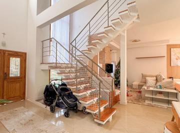 Casa · 456m² · 4 Quartos · 6 Vagas · Casa em Chácara Roselândia, Cotia/SP de 456m² 4 quartos à venda por R$ 1.800.000,00