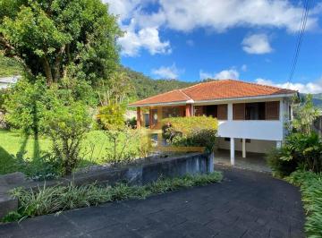 83bff20e3fb735637703d70ed67ab9d674cfb6cb · Casa com 3 dormitórios à venda, 223 m² por R$ 1.000.000 - Teresópolis/RJ