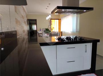 Casa · 205m² · 3 Quartos · 4 Vagas · Sobrado com 3 quartos à venda em Vila laís - SP