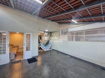 Casa · 120m² · 3 Quartos · 2 Vagas · Linda Casa reformada - Núcleo Bandeirante - 3 quartos - suíte - 2 vagas - Ac. Financiamento