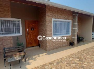 6e58b0d3af97328b7ee8b27233b2693ffcb60afc · Chácara em condominio fechado com  4 quartos sendo 1 suíte com Hidro Massagem.