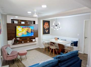 Casa de 2 quartos, Rio de Janeiro · LINDÍSSIMA CASA - 2 QUARTOS - 1 SUÍTE - IMPECÁVEL ACABAMENTO.