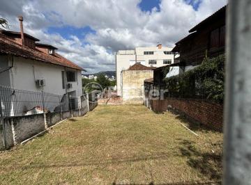 153721FB-6C00-4B0A-8613-02E070840176.JPG · Terreno, 261.36 m², em Petrópolis