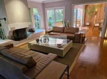 Casa · 532m² · 4 Quartos · 4 Vagas · Excelente casa de alto padrão no Bairro Cidade Jardim, com 532 m², única
