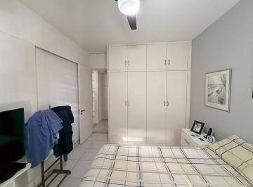Apartamento · 66m² · 1 Quarto · 1 Vaga · Apartamento à venda na Barra da Tijuca com varanda e portaria 24h