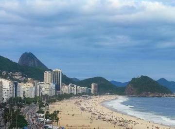 Apartamento · 232m² · 4 Quartos · 1 Vaga · 
                                Copacabana |Apartamento à venda com 232m²| Frontal mar | 4 quartos 