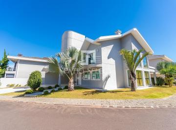 1 · Casa de condomínio com 580 m²,  à venda no bairro Uberaba.