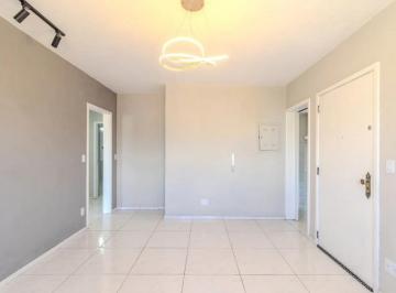 Apartamento de 2 quartos, Porto Alegre · Apartamento de 2 dormitórios à venda em Vila Ipiranga, Porto Alegre.