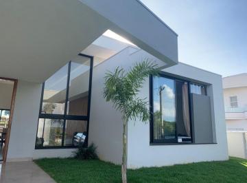 Casa de 3 quartos, Paranapanema · Casa com linda vista para Represa, mobiliada, com 3 dorms , 1 suíte no Riviera de Santa Cristina V