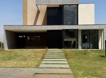 Casa de 3 quartos, Paranapanema · Casa mobiliada, 3 dorms/suíte, à venda, piscina, com 196 m² de construção, no Riviera XIII