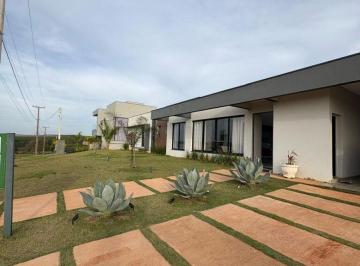 Casa en Venda de 5 quartos Terras de Santa Cristina VI · Casa de 300 m², mobiliada, com 5 suítes/dorms, piscina, no Riviera de Santa Cristina XIII
