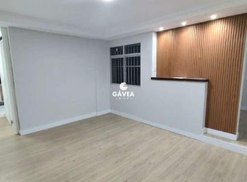 Apartamento · 56m² · 2 Quartos · 1 Vaga · Apartamento à venda no Gonzaga em Santos.