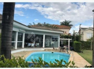 Casa · 400m² · 3 Quartos · 2 Vagas · Casa térrea para aluguel em condomínio Vale do Lago
