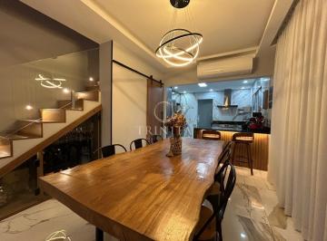 Sala de Jantar · CASA TRIPLEX MODERNA E SUSTENTÁVEL - FREGUESIA
