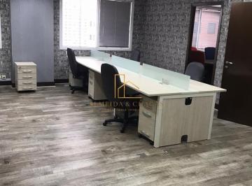 Comercial · 107m² · 4 Vagas · Stadium Corporate Alphaville